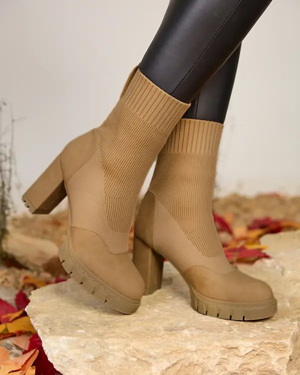 Resti Resti Women's camel-colored Flexi Booties
