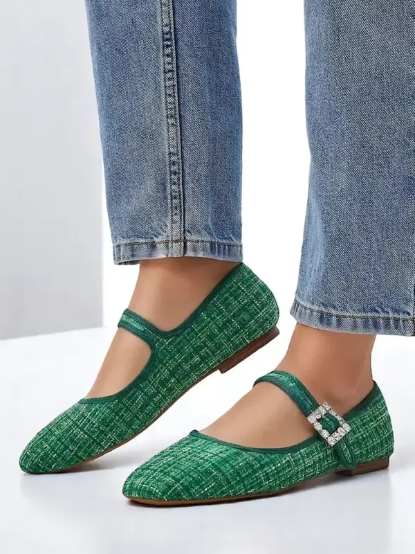 Resti Resti Women's checkered ballet flats with a buckle and strap Riffos