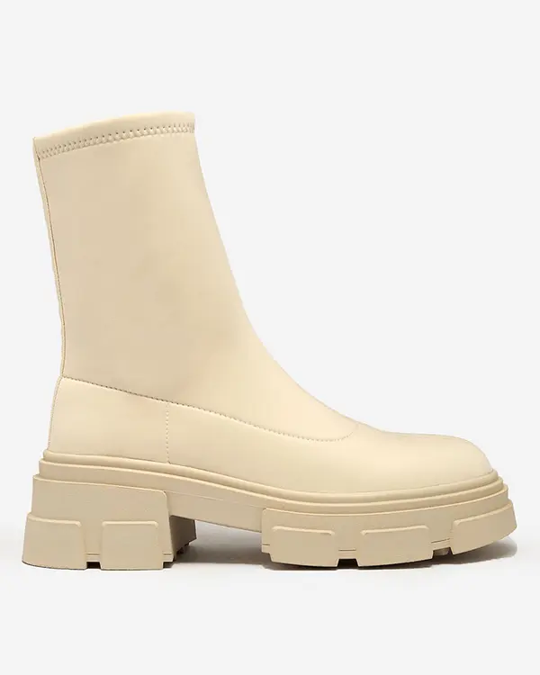 Resti Resti Women's eco-suede boots in beige Classy Girl