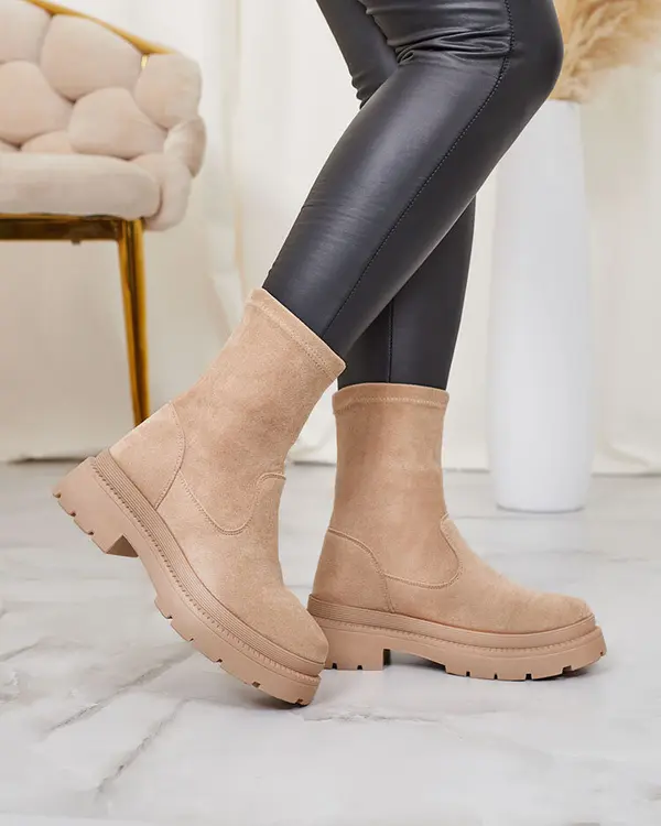 Resti Resti Women's eco-suede boots in beige Classy Girl