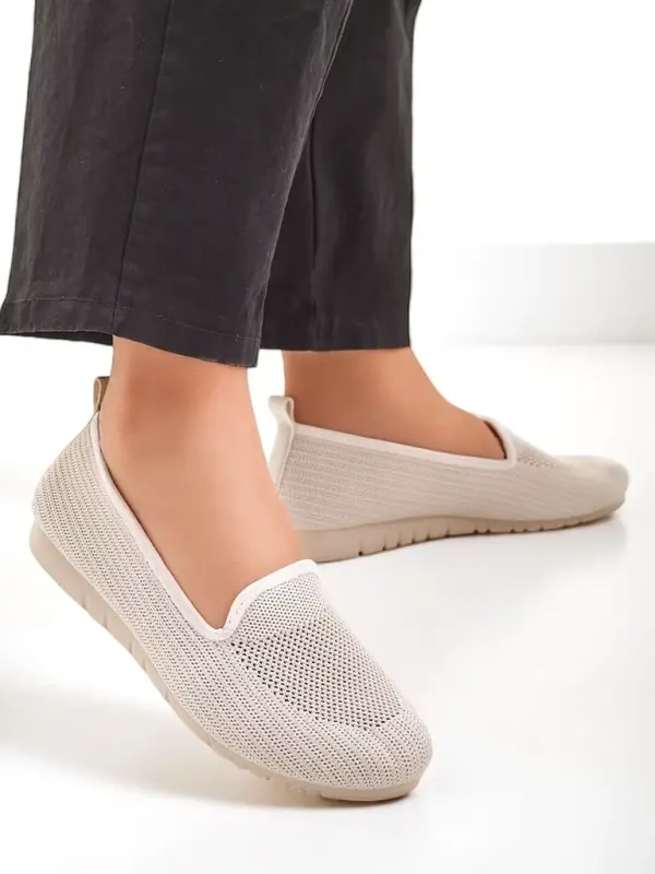 Resti Resti Women's Fabric Moccasins Caerit