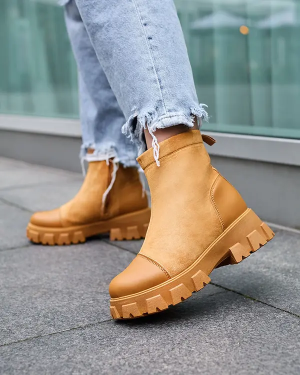 Resti Resti Women's flat heeled boots in camel Leffoi