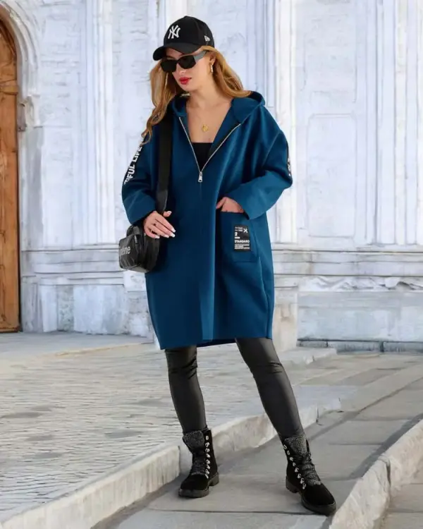 Resti Resti Women's Jacket a'la coat to the knees