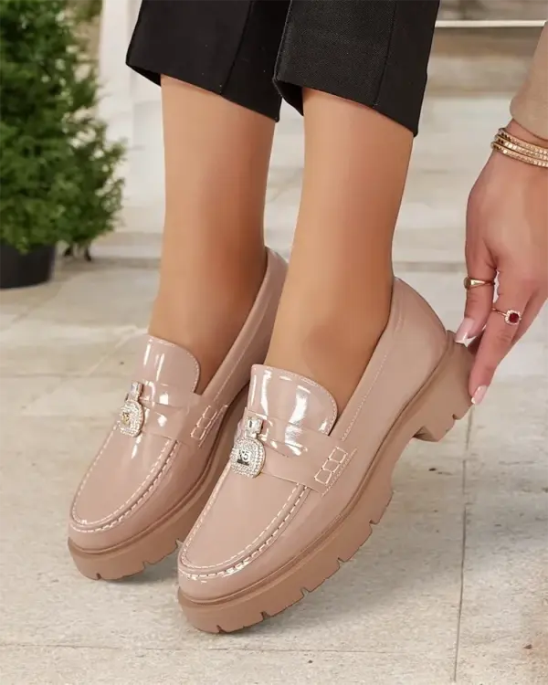 Resti Resti Women's lacquered moccasins Bemies