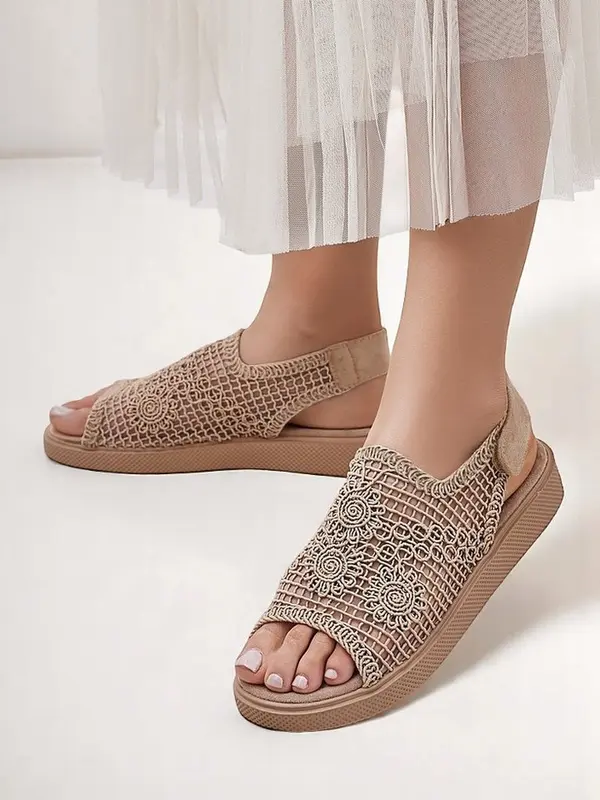 Resti Resti Women’s Levay openwork sandals with an upper