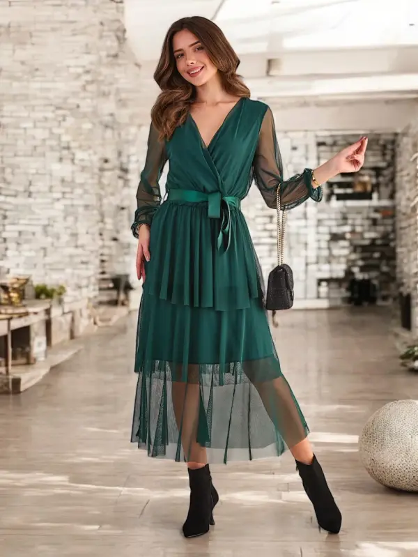 Resti Resti Women's long dress with frills