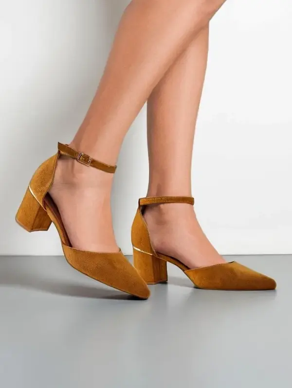 Resti Resti Women’s low-heeled pumps Caelda