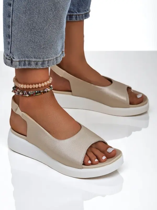 Resti Resti Women's Luna Shines Thick-Soled Sandals