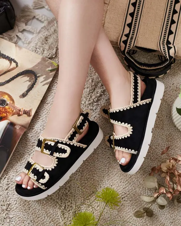 Resti Resti Women's Lunnay eko suede sandals