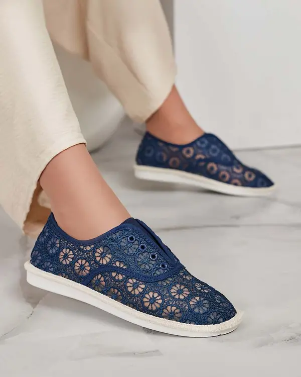 Resti Resti Women's openwork Nurram sneakers