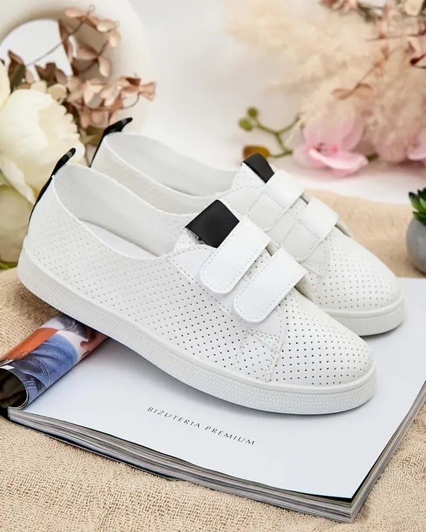 Resti Resti Women's openwork Raffer sneakers