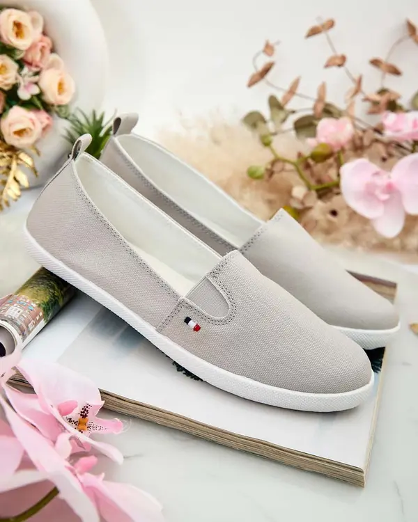 Resti Resti Women's Peliotte Sneakers