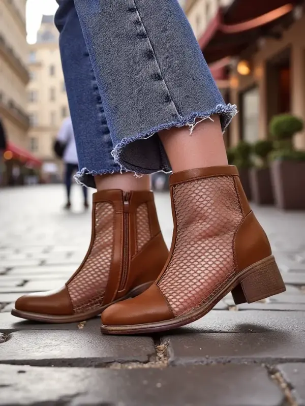 Resti Resti Women's perforated ankle boots on a low heel Rowices