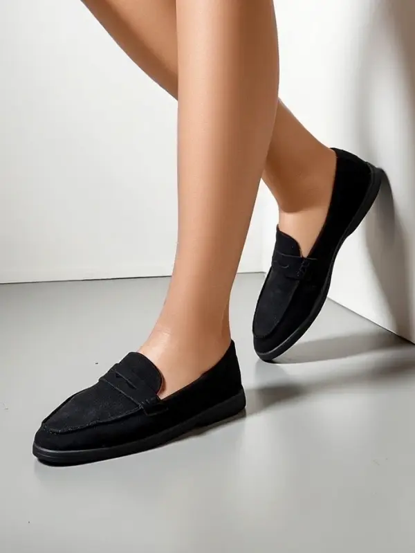 Resti Resti Women's perforated moccasins Sierros