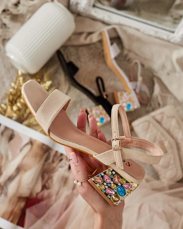 Resti Resti Women's Sandals on a post with crystals Ohvare