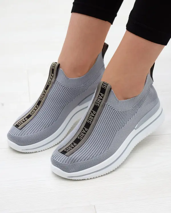Resti Resti Women's slip-on sports shoes with lettering in gray Cerppa- Footwear