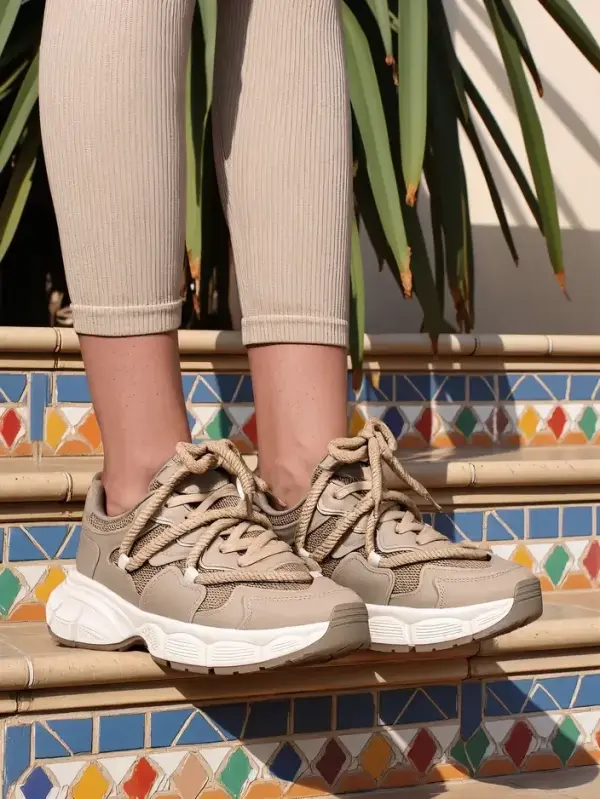 Resti Resti Women's Sneakers Ottoles