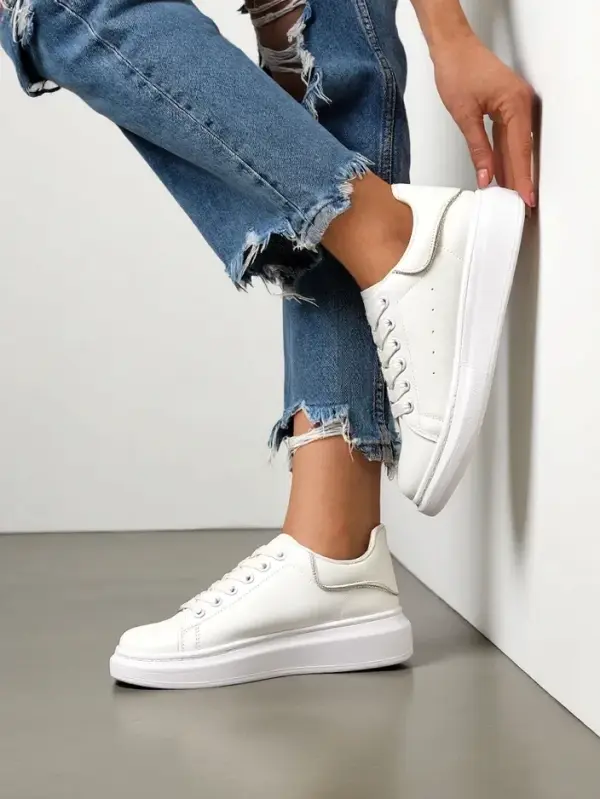 Resti Resti Women's Sports Sneakers Cynthie