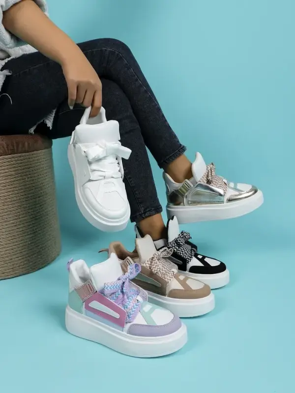 Resti Resti Women's sporty sneakers Beki