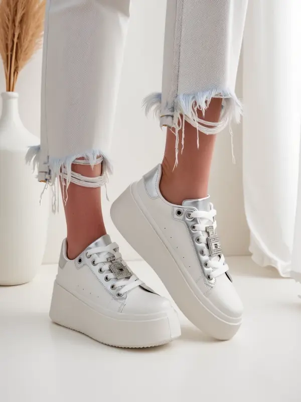 Resti Resti Women's sporty sneakers Kisoffi
