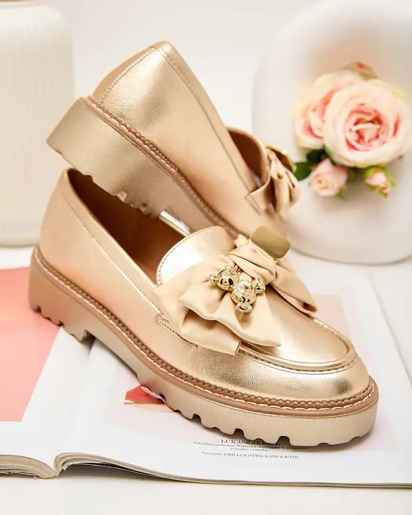 Resti Resti Women's Surett moccasins