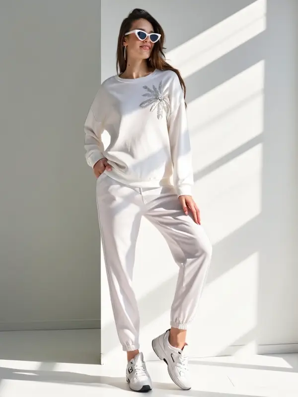 Resti Resti Women's viscose set with a flower