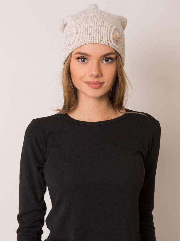 Fashionhunters RUE PARIS Beige lady's beanie with pompom