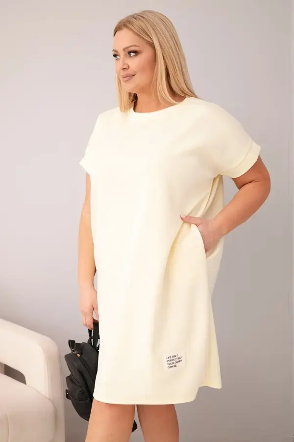 Kesi Włoski Rumena obleka plus size s kratkimi rokavi in ​​žepi