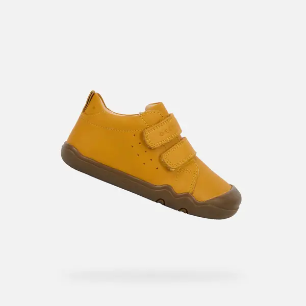GEOX Rumeni fantovski bosonogi čevlji Geox Steppieup