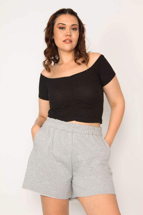 Şans Şans Women's Plus Size Gray Shorts With An Elastic Waist, Side Pockets