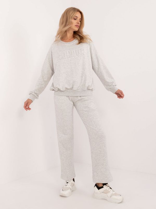 My Red Lips Set-EM-KMPL-930.61-light grey