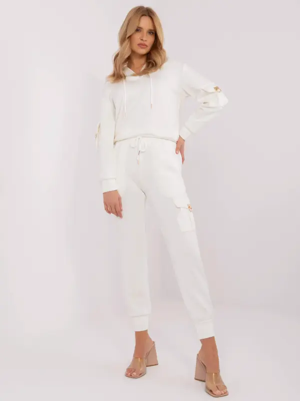 Vinceotto Set-NM-KMPL-V5655.37-ecru