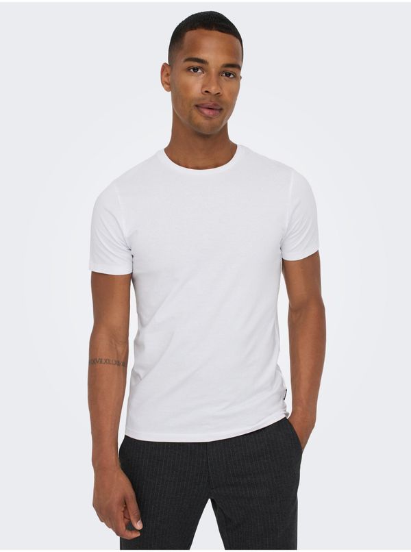 Only Set of two men's basic T-shirts in white ONLY & SONS