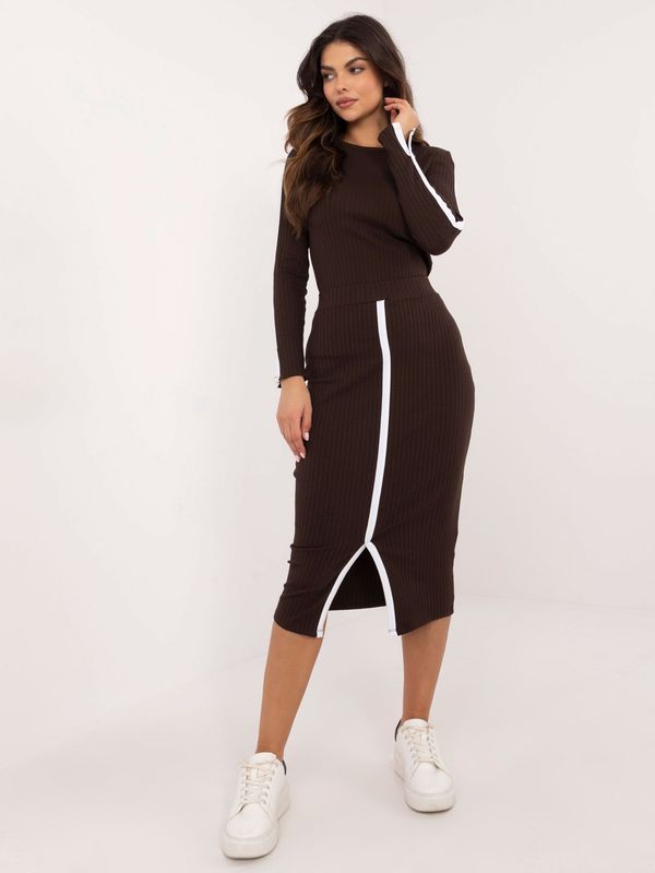 RELEVANCE Set-RV-KMPL-A-182.01X-dark brown