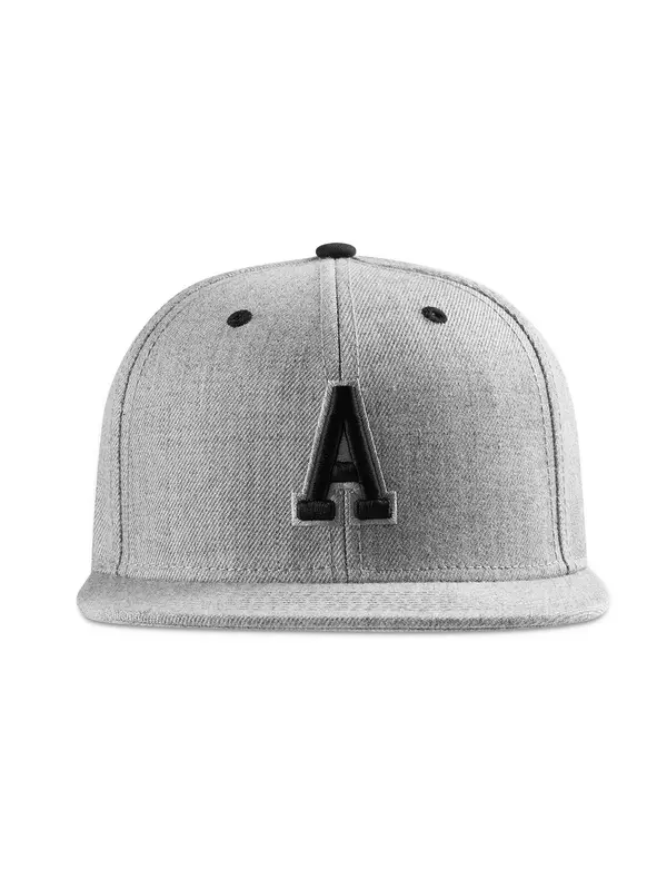 MSTRDS Snapback z začetnico