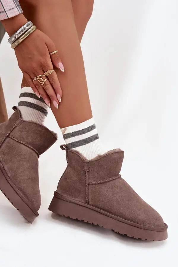 VINCEZA Snow boots made of natural suede lined with fur Vinceza