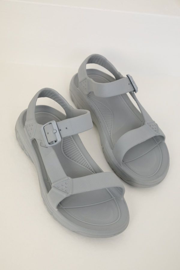 Soho Soho Gray Unisex Sandals 17280