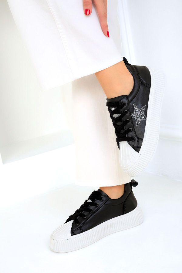 Soho Soho Women's Black Sneakers 18885