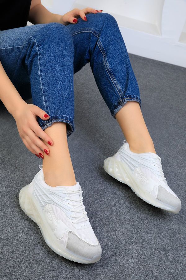 Soho Soho Women's White Sneakers 19008