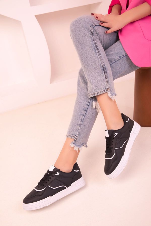 Soho Soho ženske črno-bele superge 17941