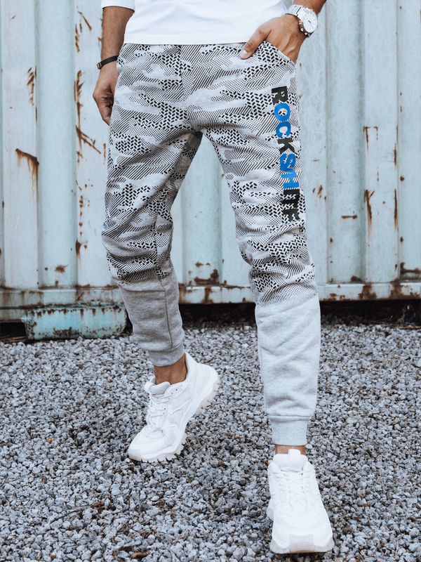 DStreet Spodnie męskie dresowe camo z nadrukiem szare Dstreet