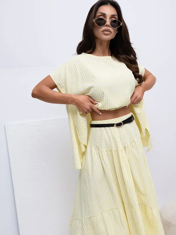 Italy Moda Svetlo rumeno krilo