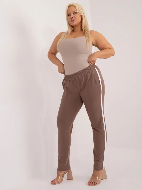 BASIC Feel Good Sweatpants-RV-DR-6643.95-brown