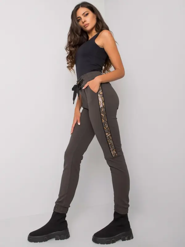 RELEVANCE Sweatpants-RV-DR-6891.54-dark khaki