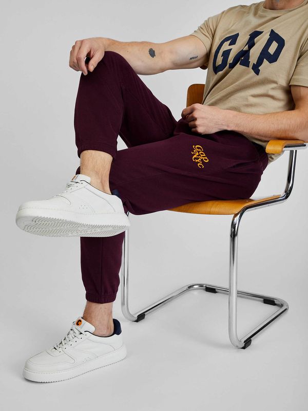 GAP Sweatpants with Gap logo - Men