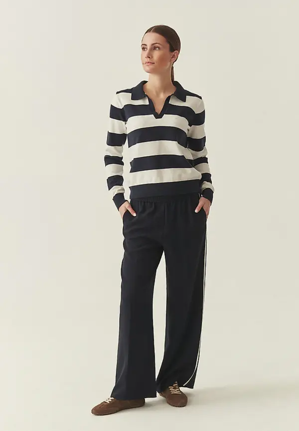 Tatuum Temno modre široke hlače s črtami