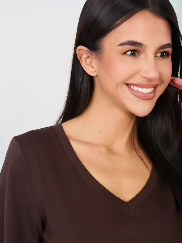 RUE PARIS Temno rjava majica z V-izrezom