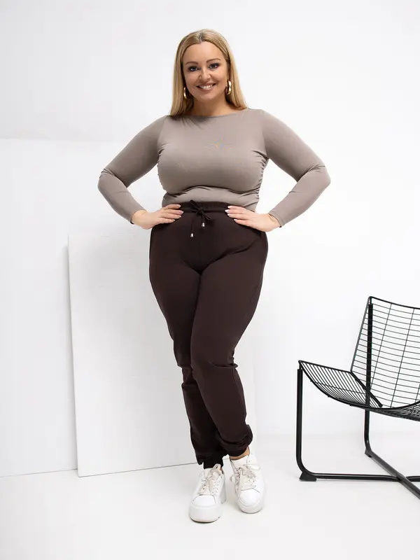 RELEVANCE Temno rjave trenirke