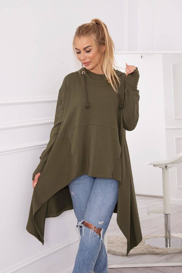 Kesi The blouse flars at the bottom in khaki