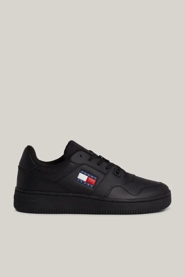 Tommy Hilfiger Tommy Hilfiger Men's Brand Logo Leather Top Rubber Outsole Black Sneakers Suitable for Casual Use